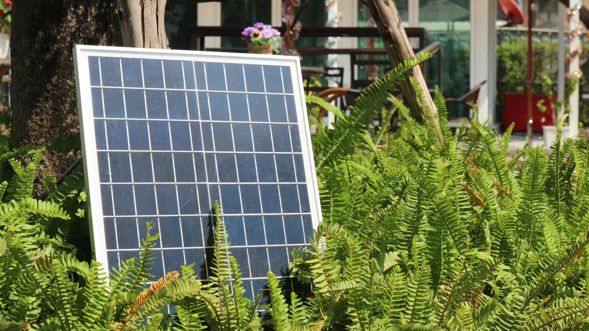 Einzelnen Solarmodul im Garten