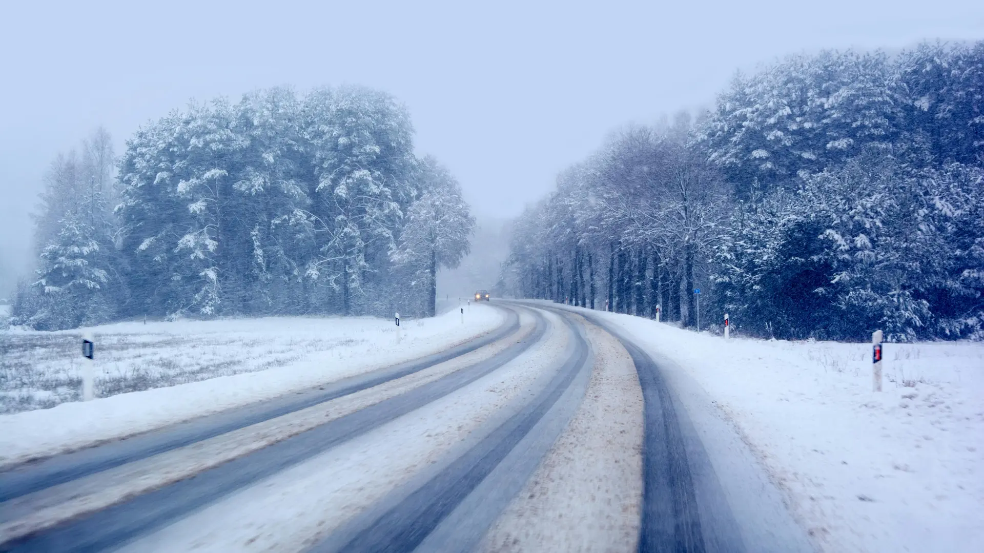 Straße im Winter