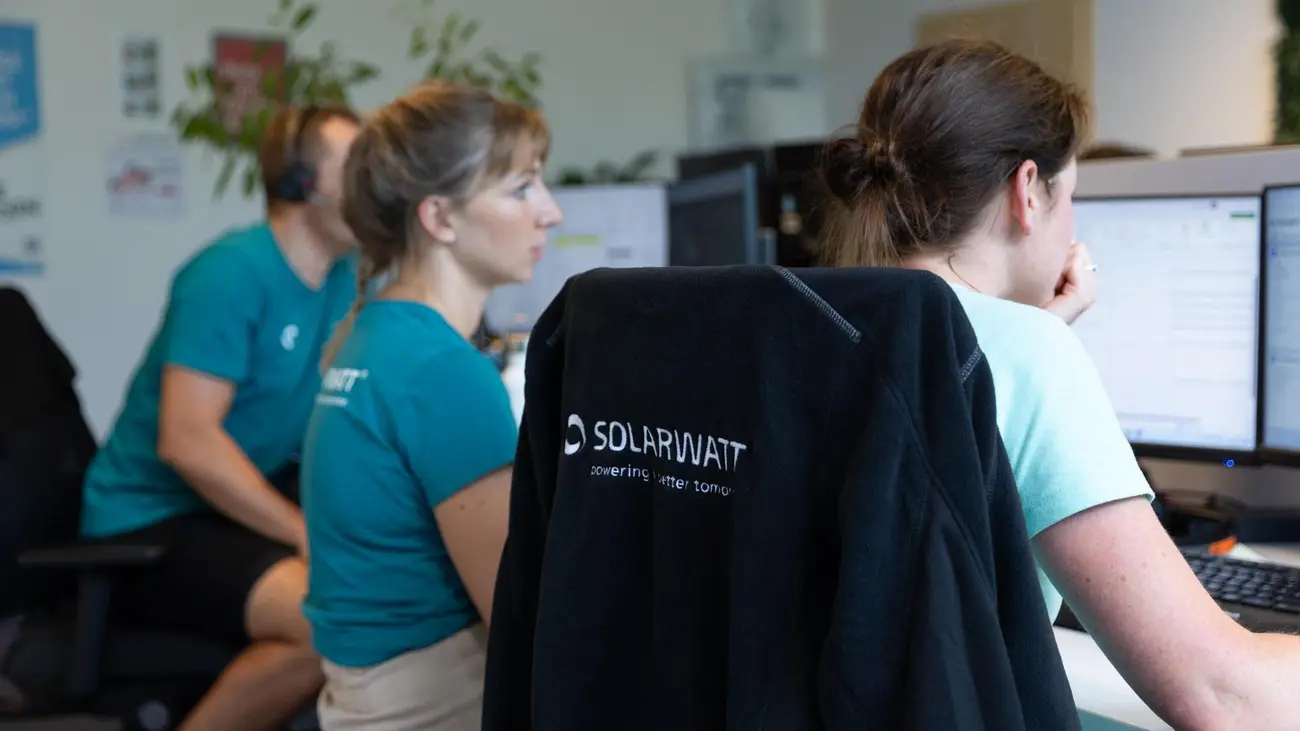 Solarwatt-Office-Mitarbeiter