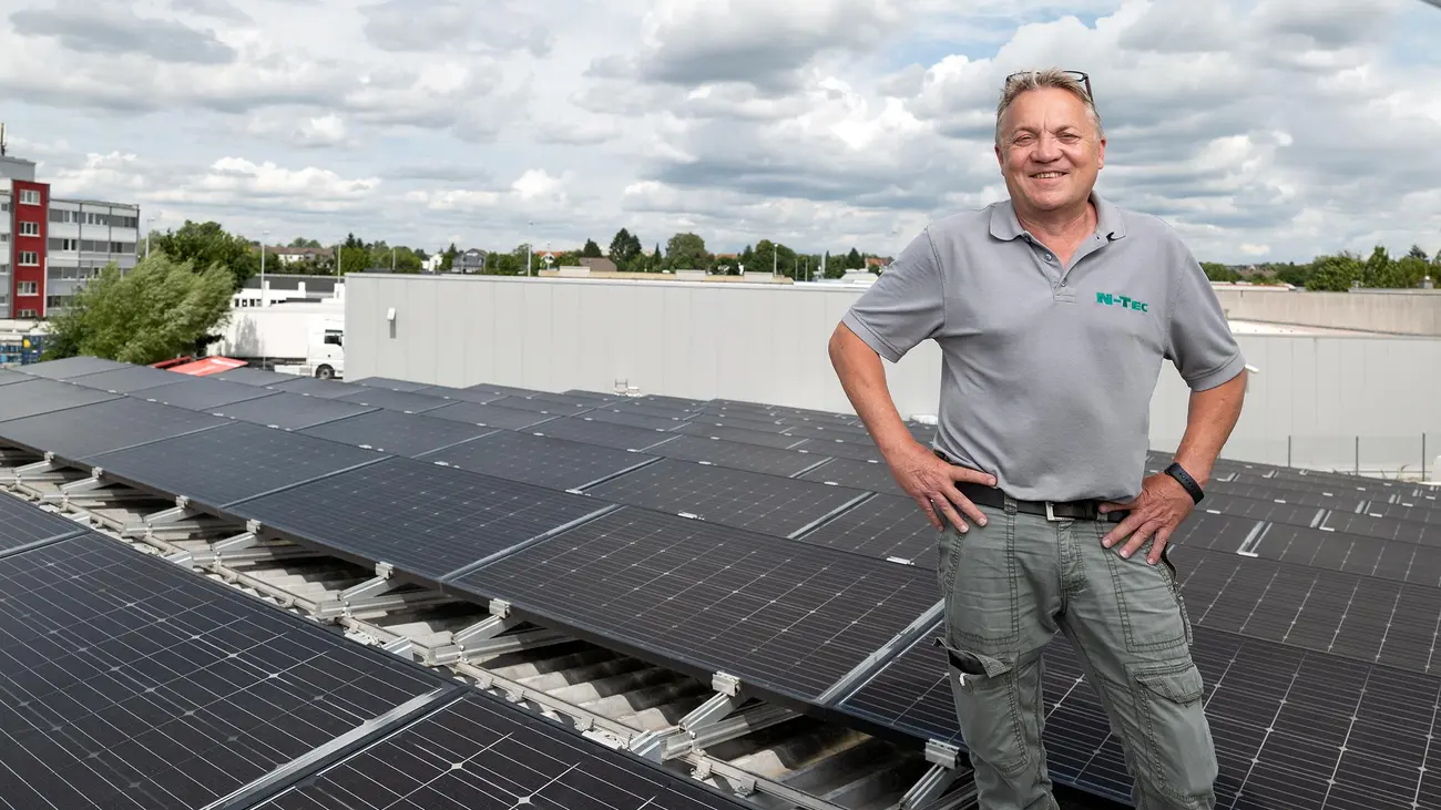 Solaranlage auf dem Dach der Firma N-Tec