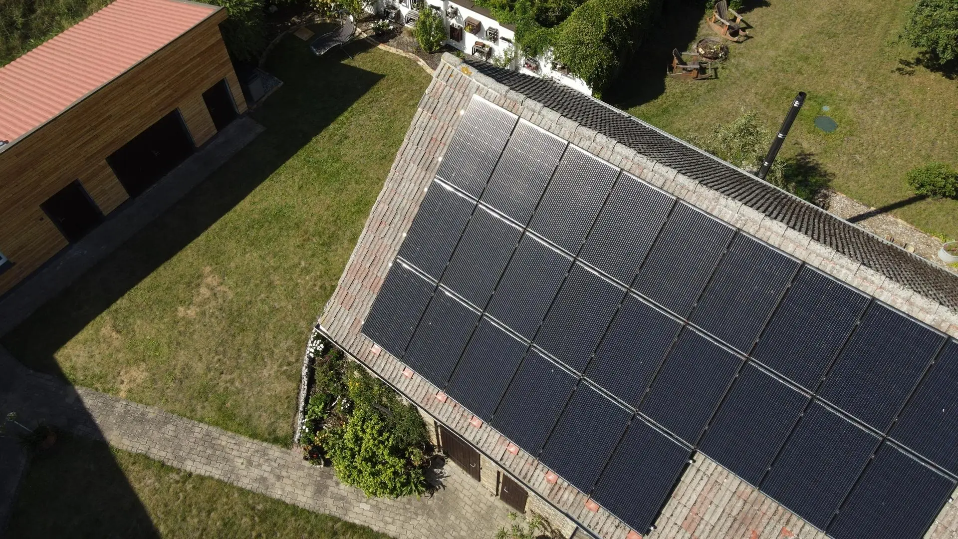 Solarmodule auf einem Dach