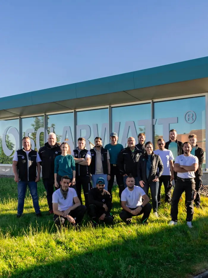 Photovoltaik in Kassel: Team Solarwatt vor Ort
