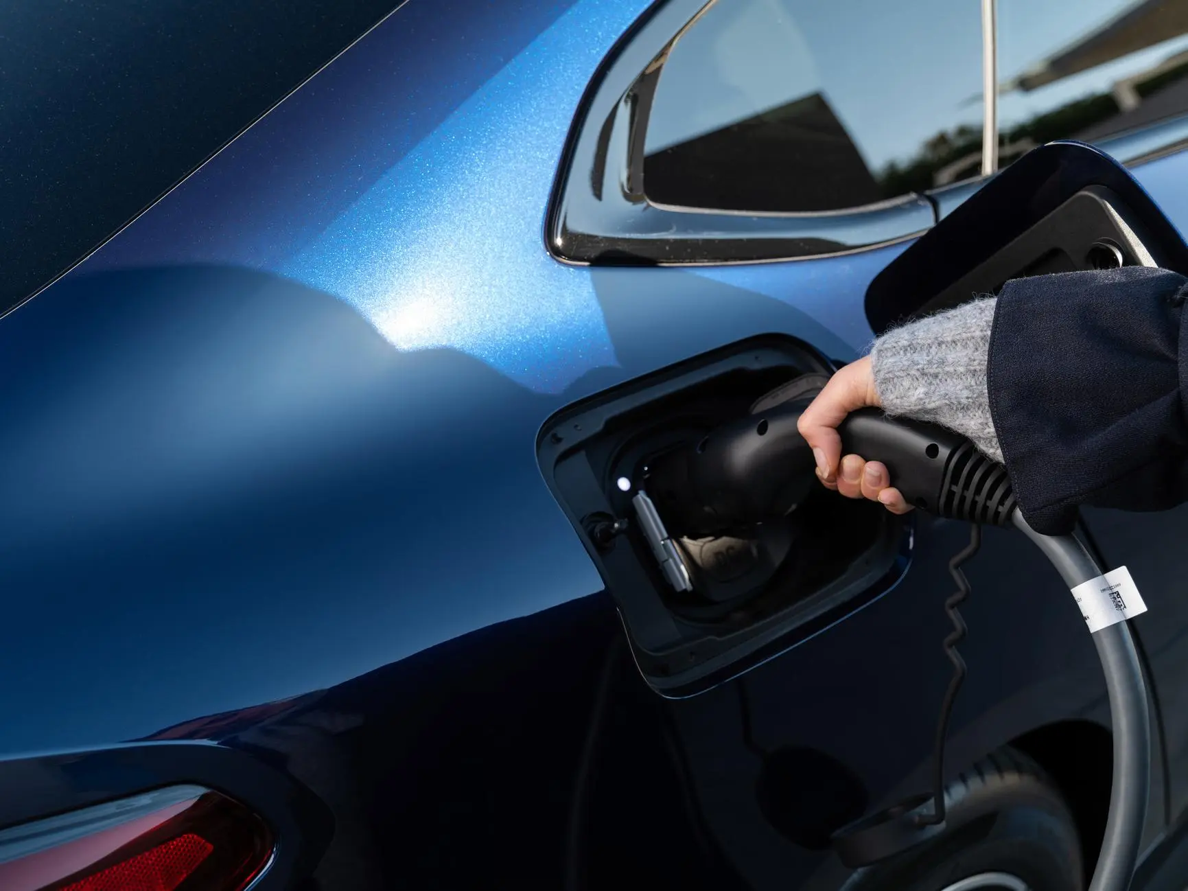 E-Auto wird geladen.