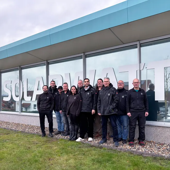 Photovoltaik in Kassel: Team Solarwatt vor Ort